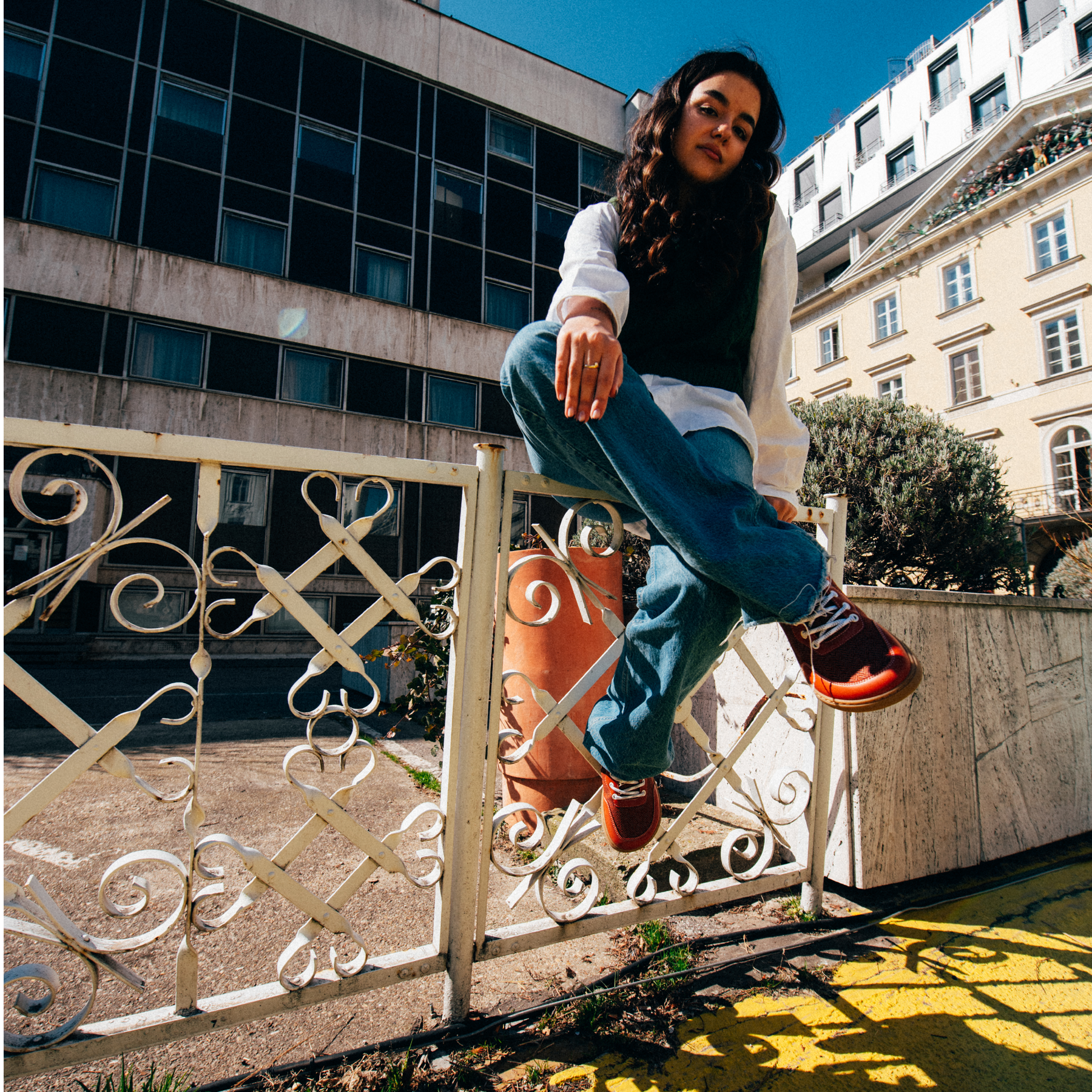 Barebarics Kudos Brick Red