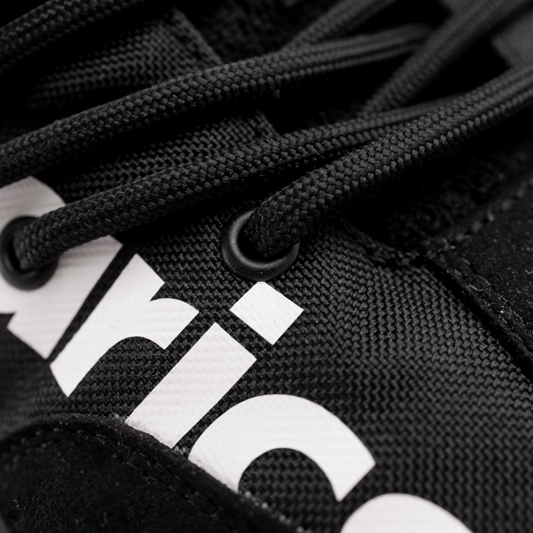 Barebarics Vibe Black