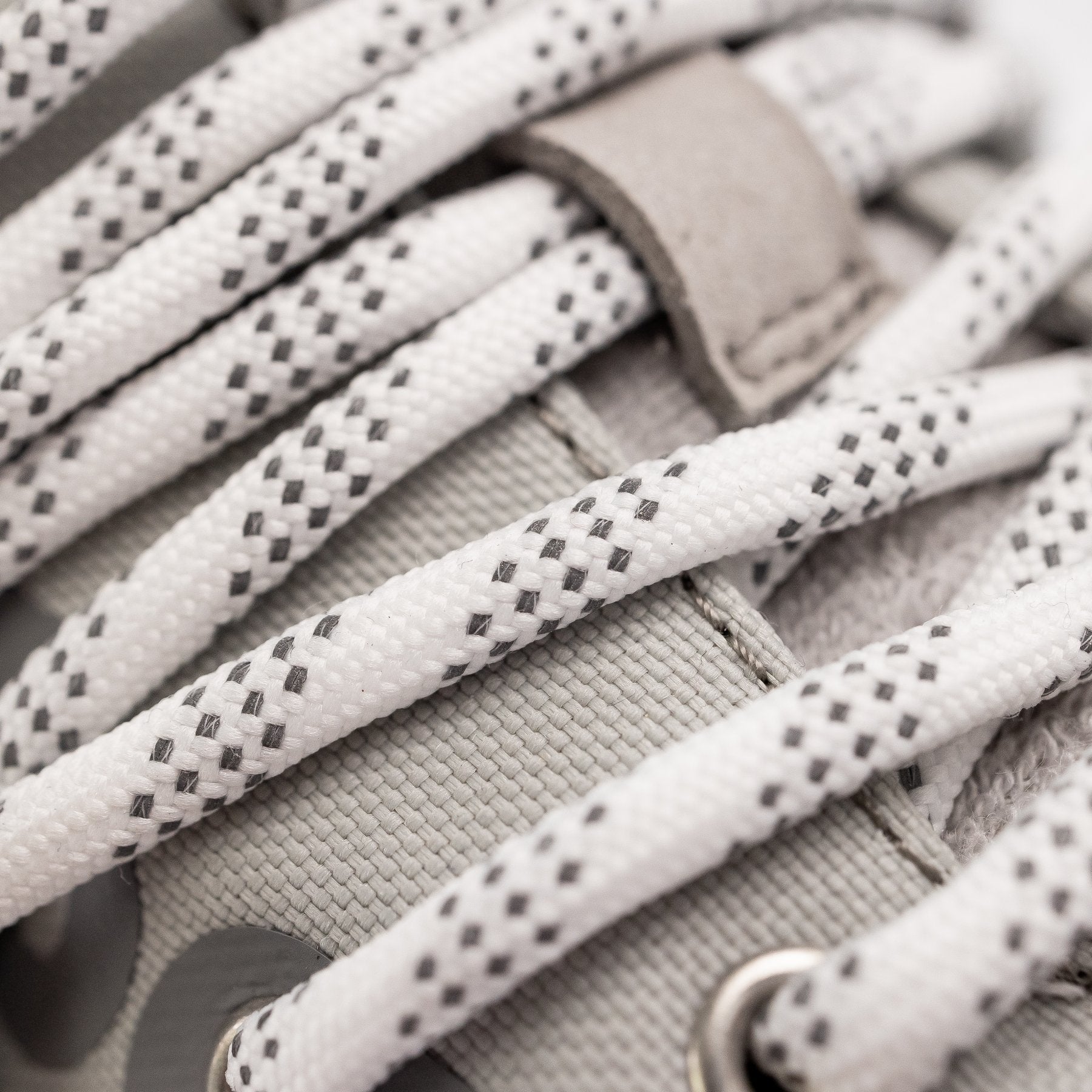 Barebarics Vibe Grey & White