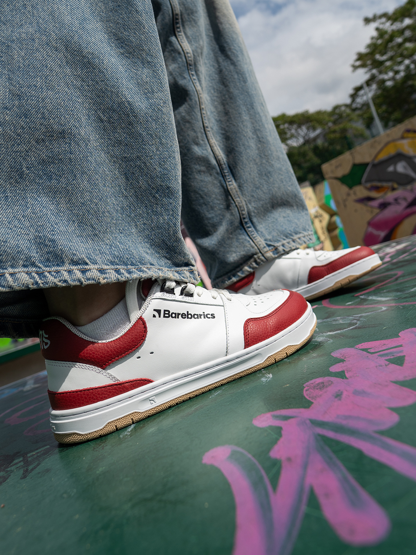 Barebarics Wave White & Crimson Red