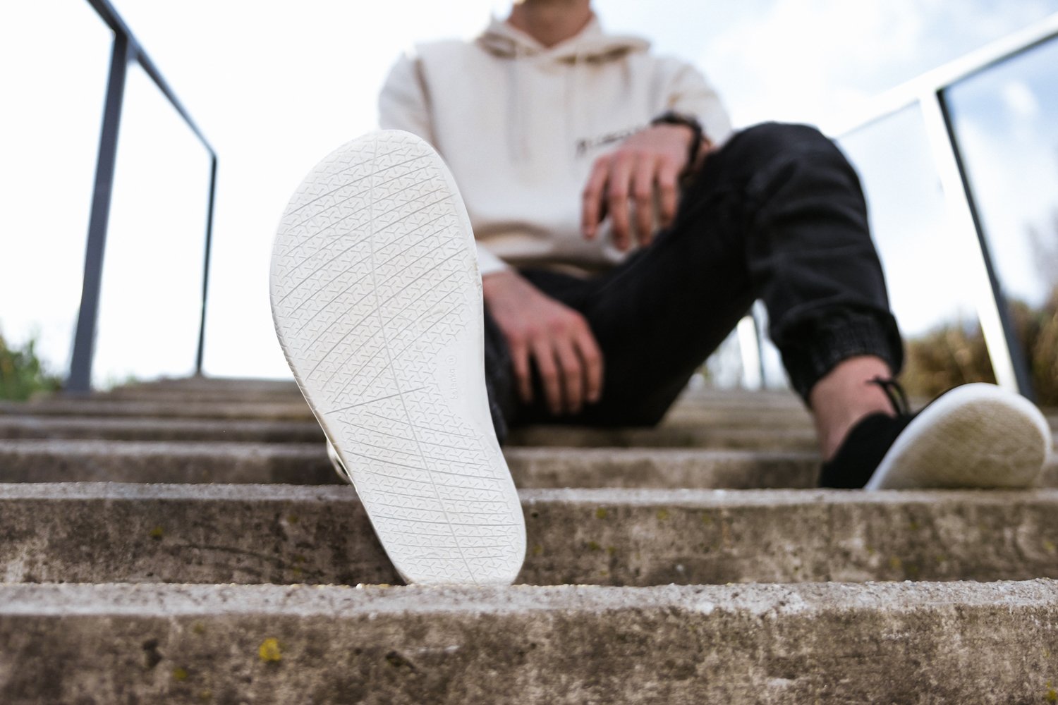 Be Lenka Stride Black & White