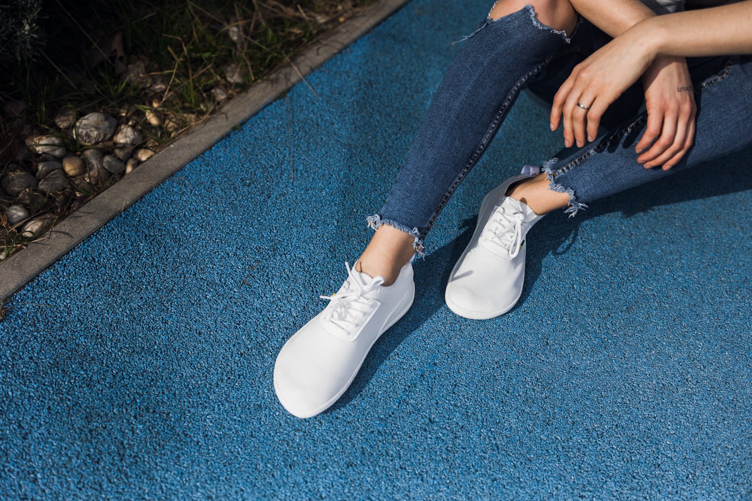 Be Lenka Stride All White