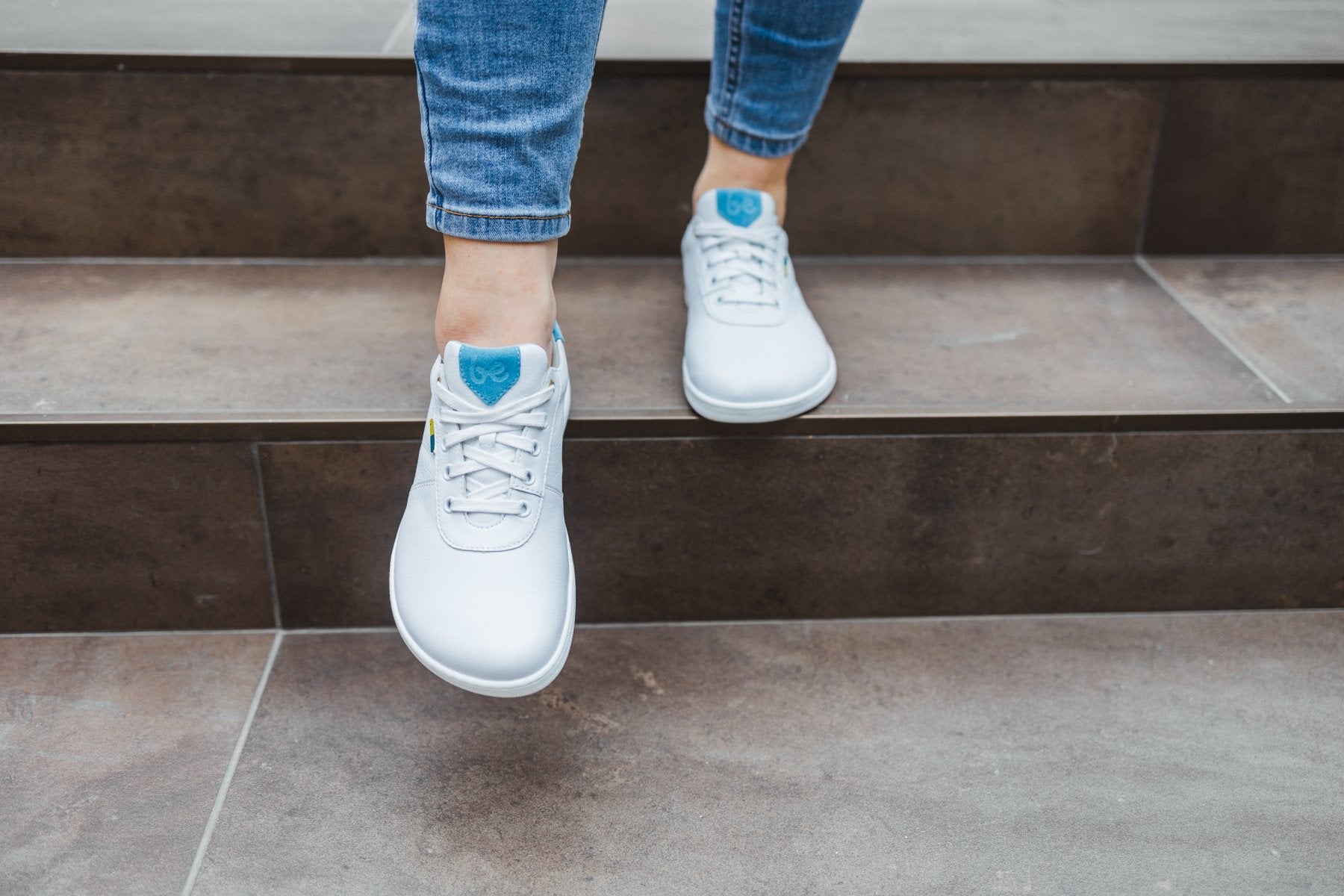 Be Lenka Royale White & Blue