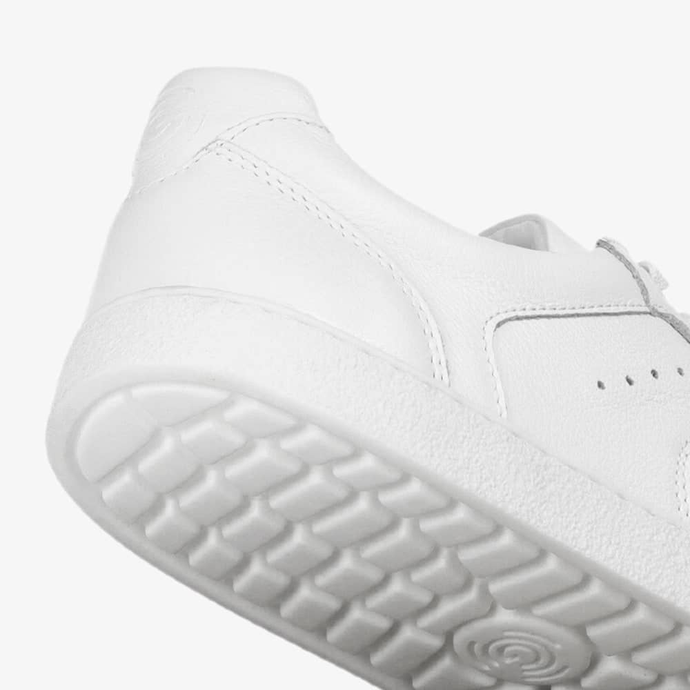 Groundies Universe White