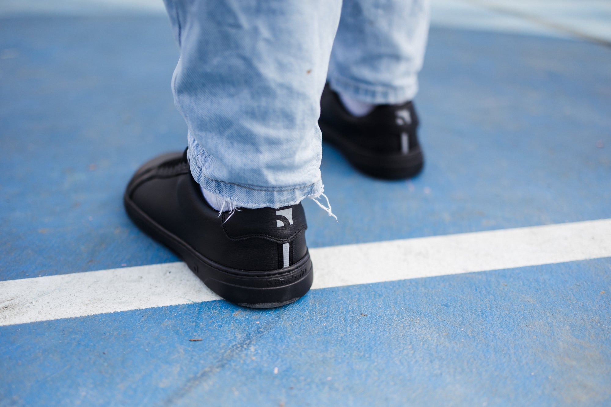 Barebarics Zoom All Black Leather