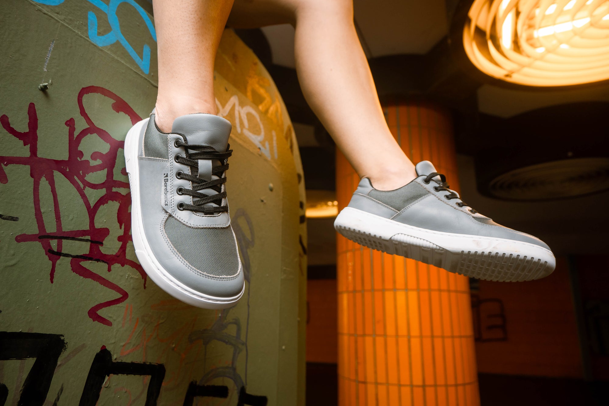 Barebarics Bravo Grey &amp; White