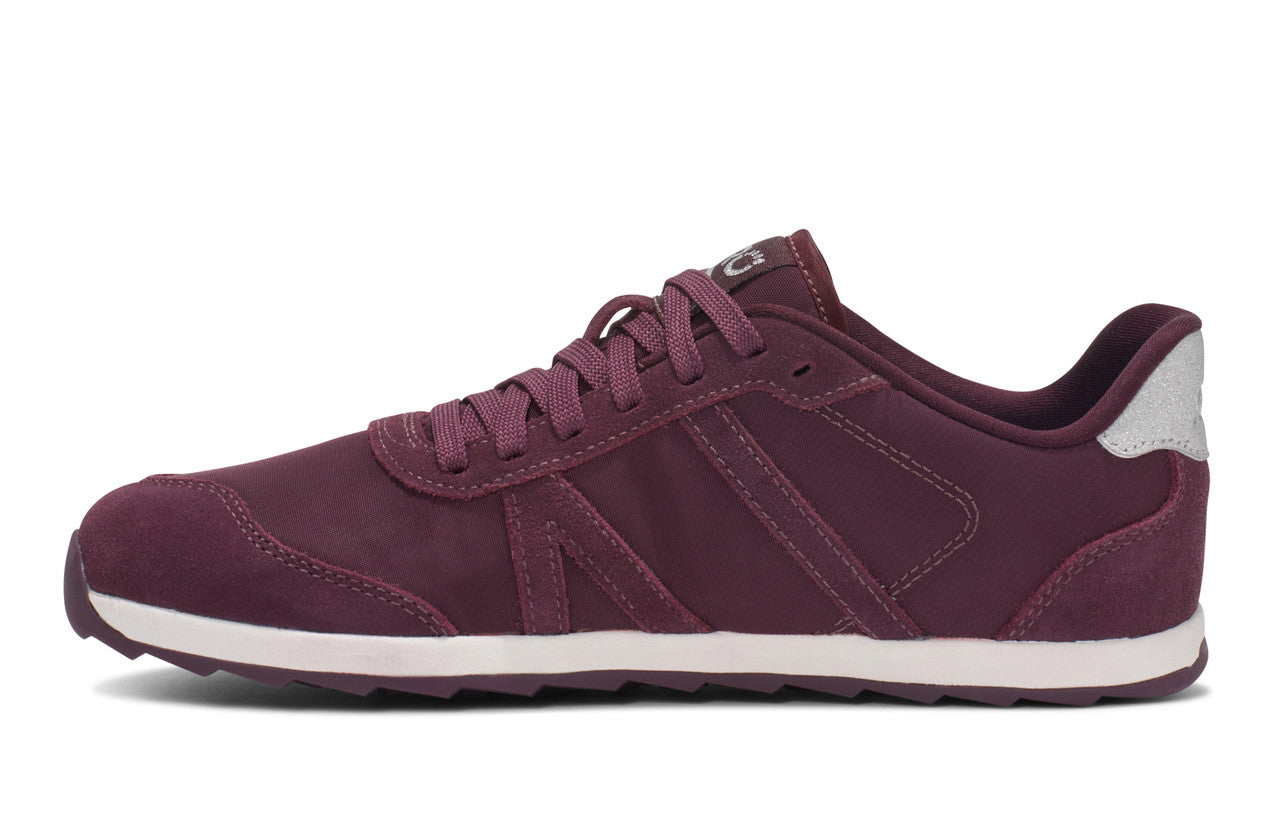 Xero Wynn - Women&#39;s Retro Nylon Sneaker