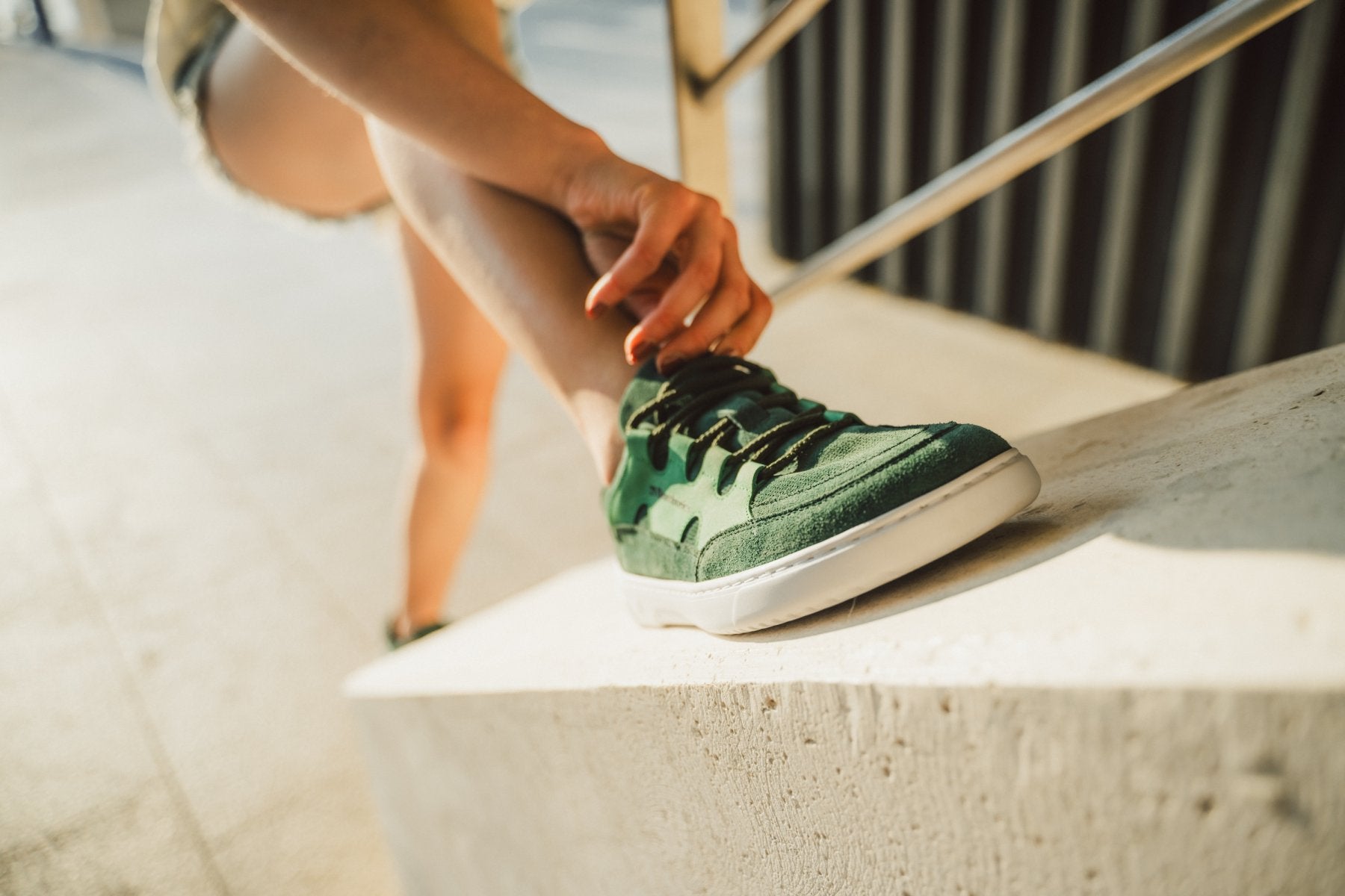 Barebarics Evo Dark Green &amp; White