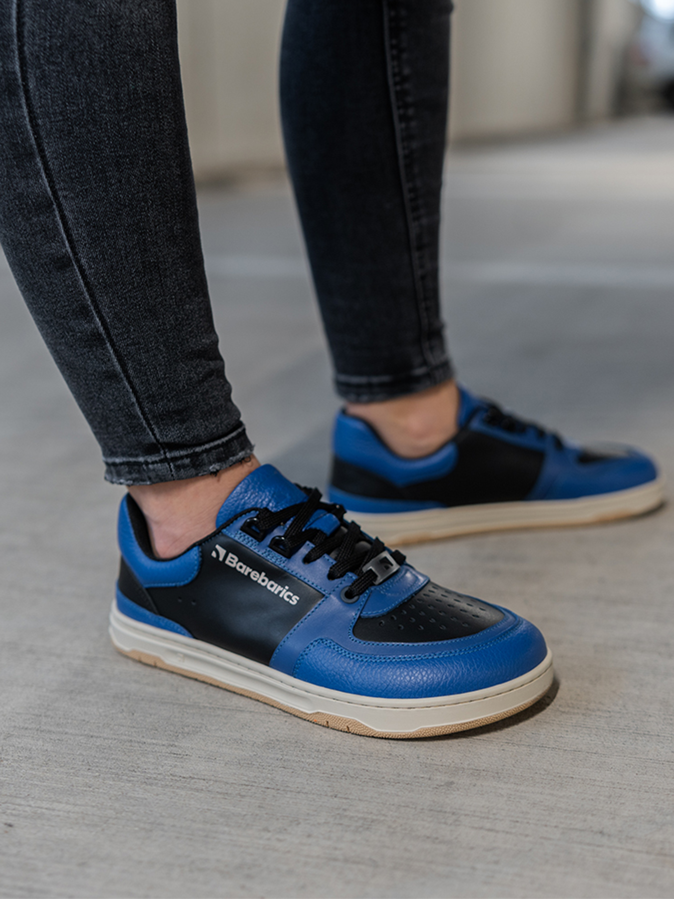 Barebarics Wave Black &amp; Blue