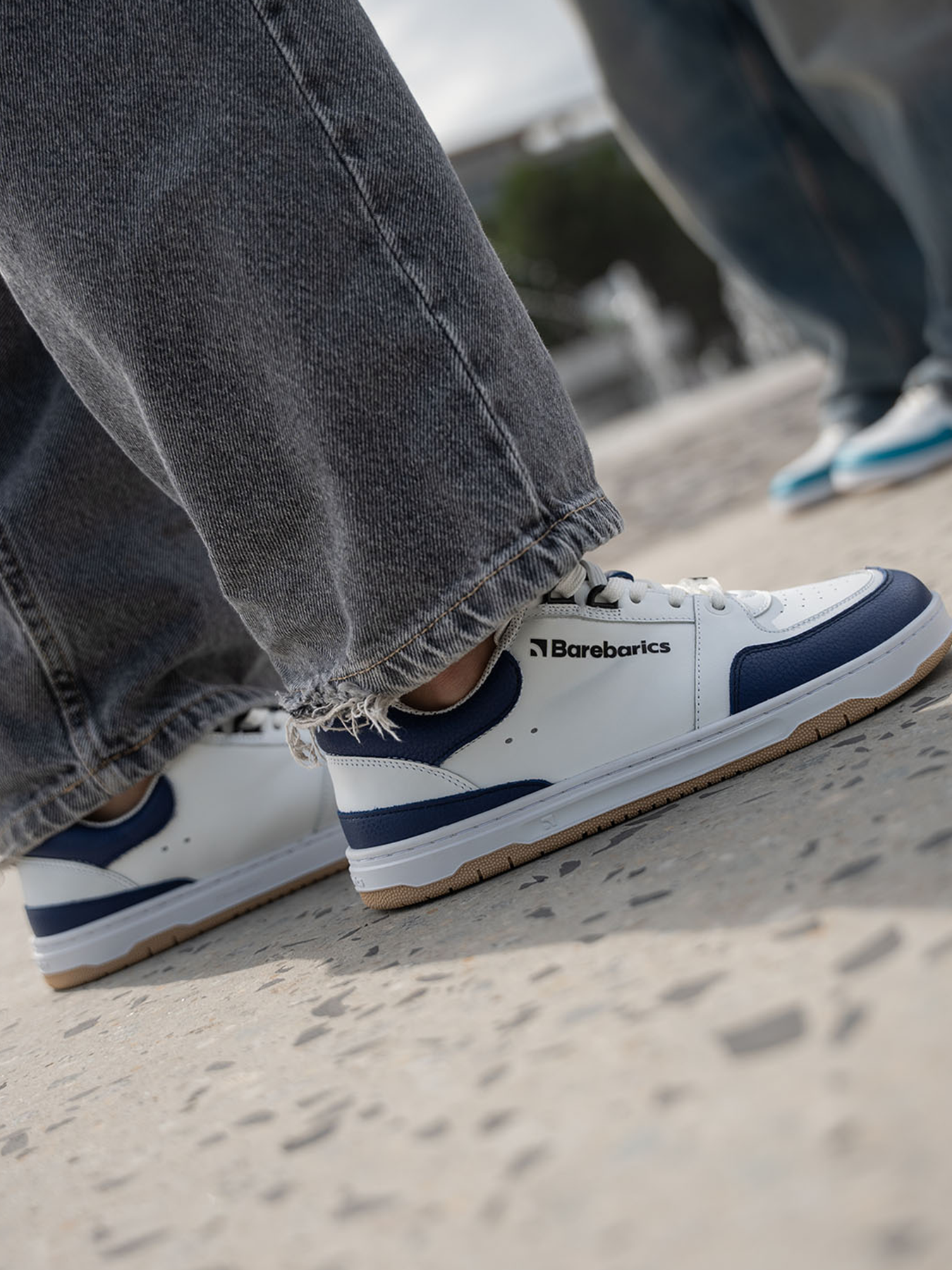 Barebarics Wave White &amp; Dark Blue