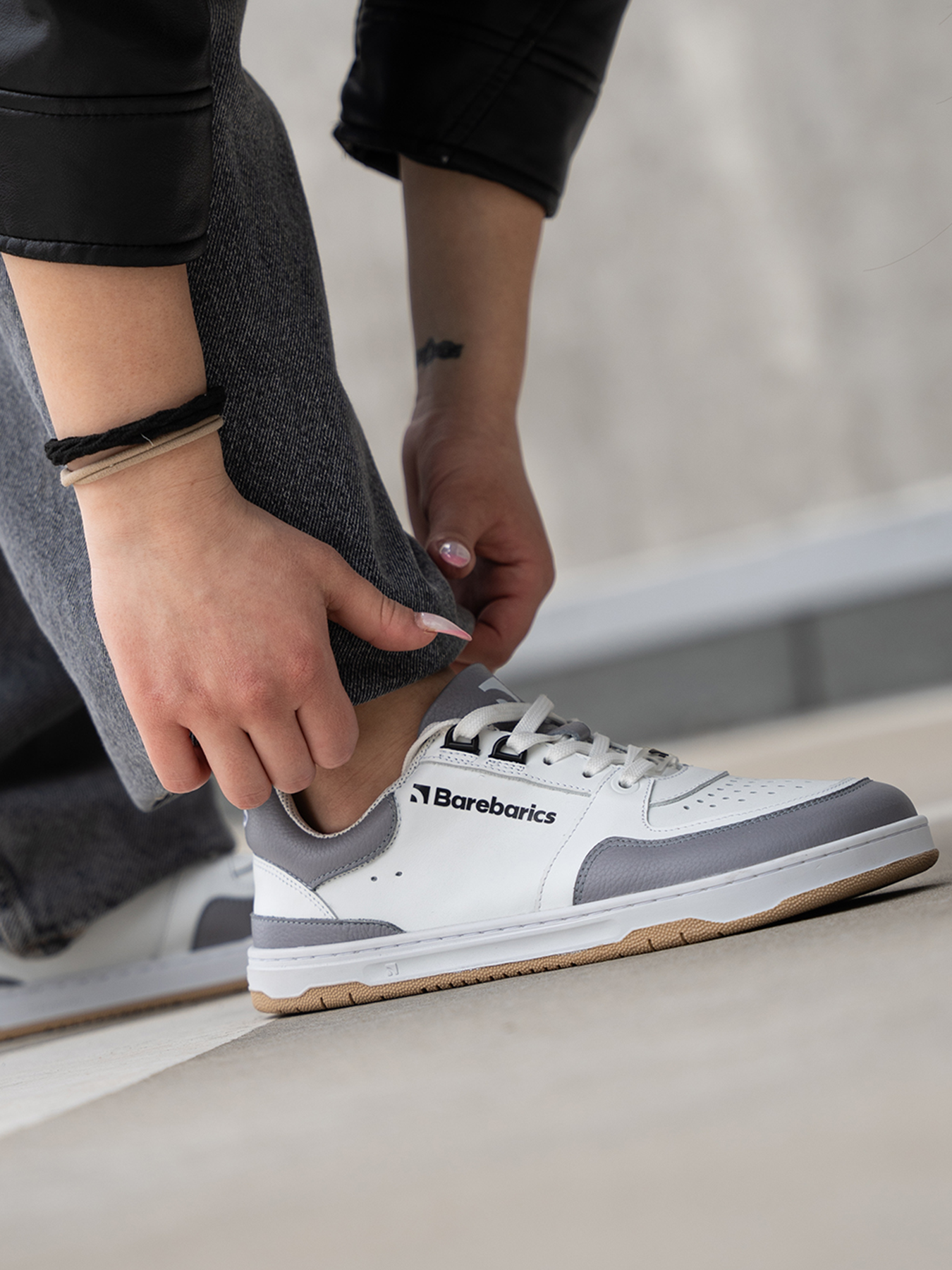 Barebarics Wave White &amp; Grey