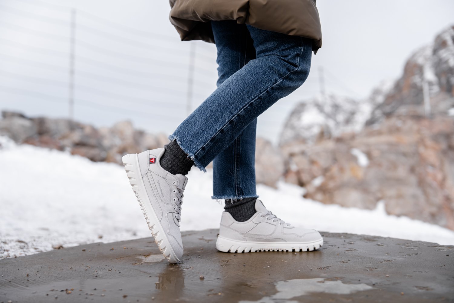 Barebarics Zing Frost - Light Grey &amp; White
