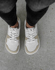 Barebarics Zing White & Cream