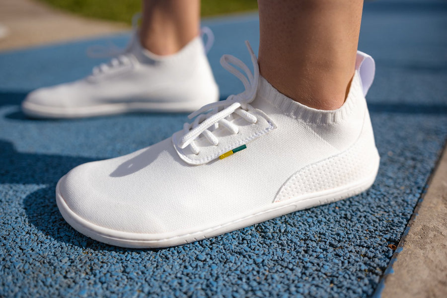 Be Lenka Stride All White