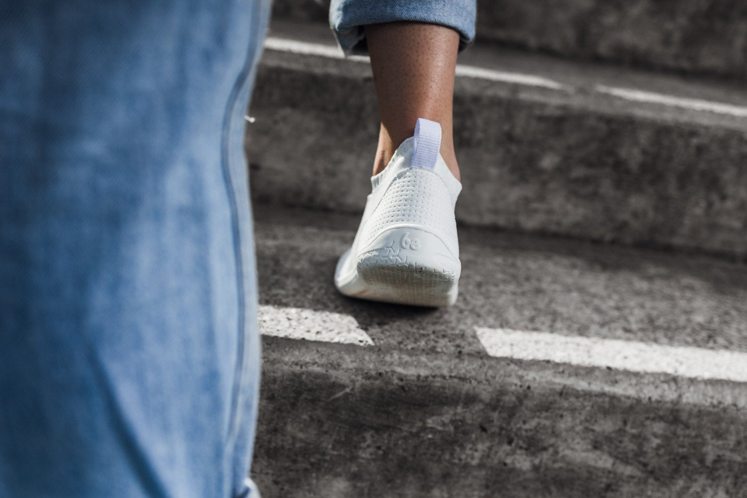 Be Lenka Stride All White