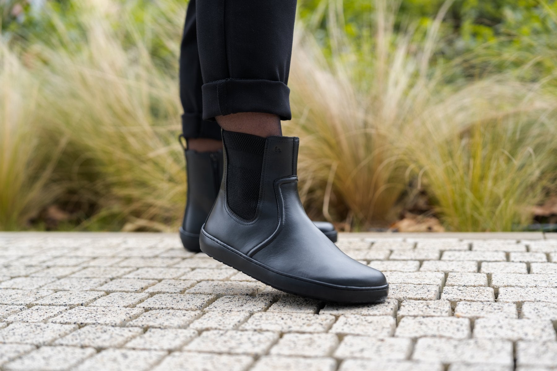 Be Lenka Allure All Black