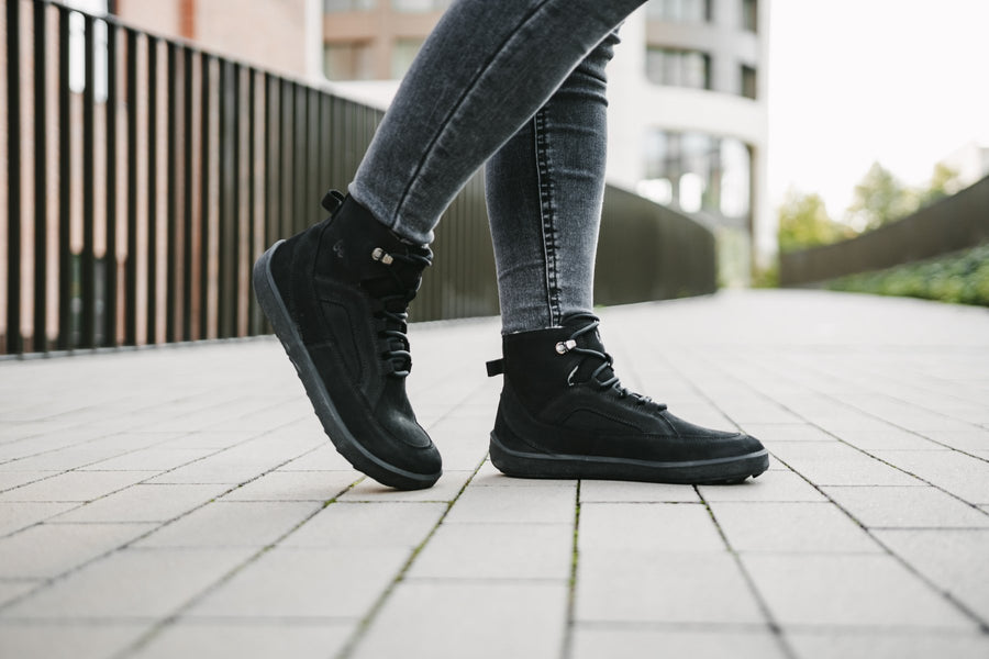 Be Lenka York All Black