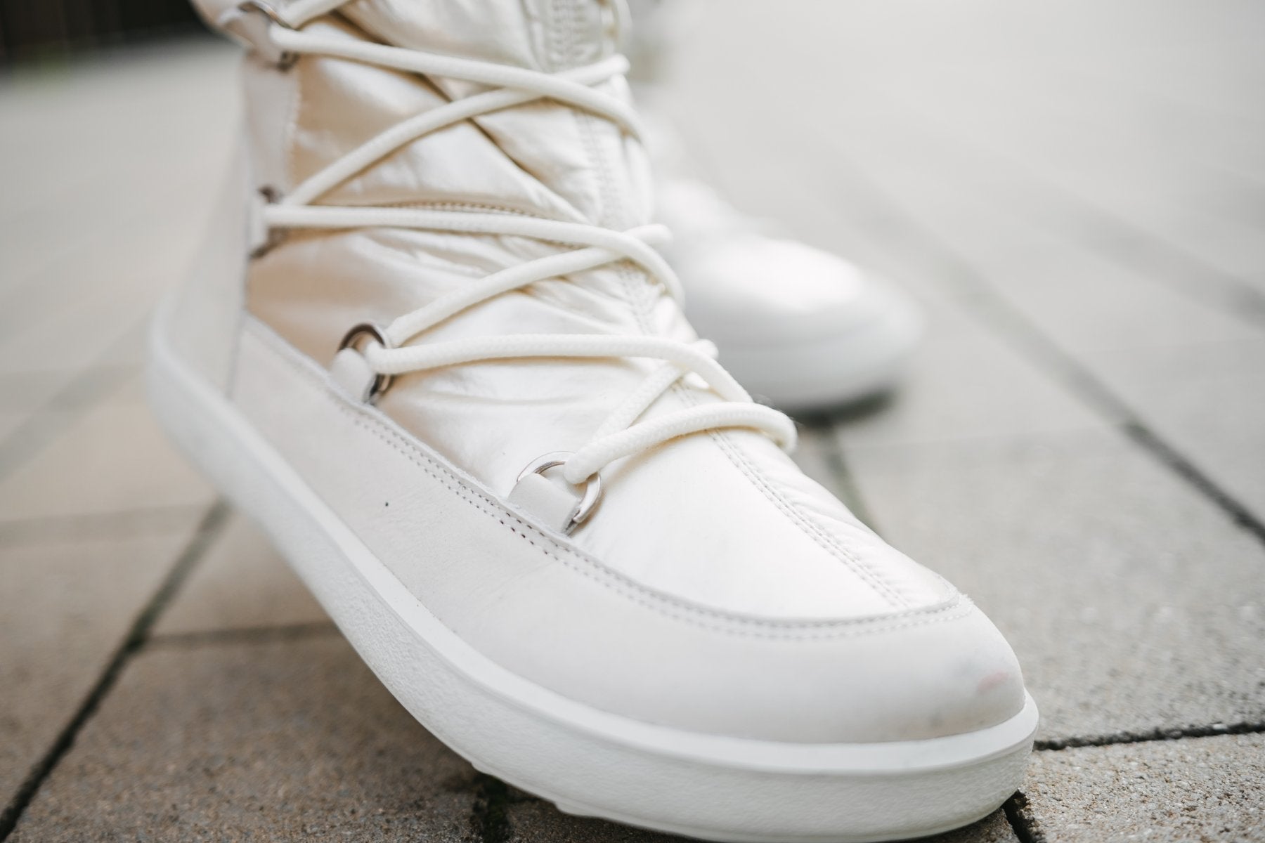 Be Lenka Snowfox Pearl White