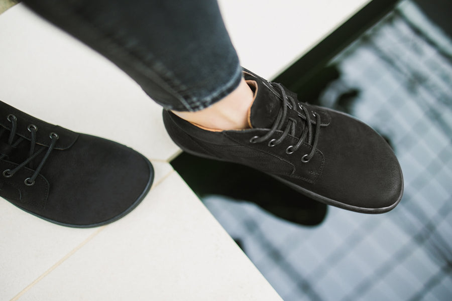 Be Lenka Synergy All Black