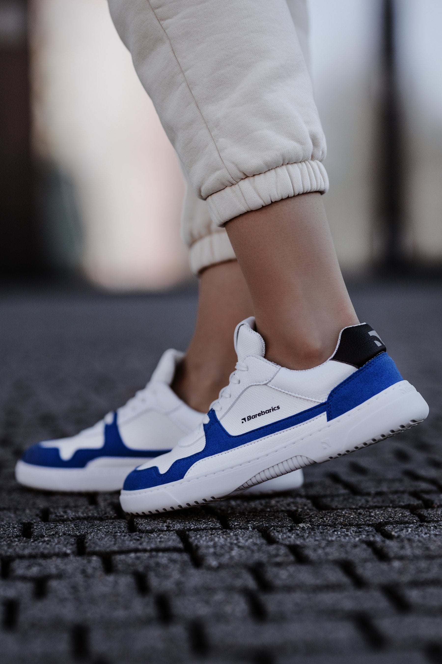 Barebarics Zing White &amp; Blue