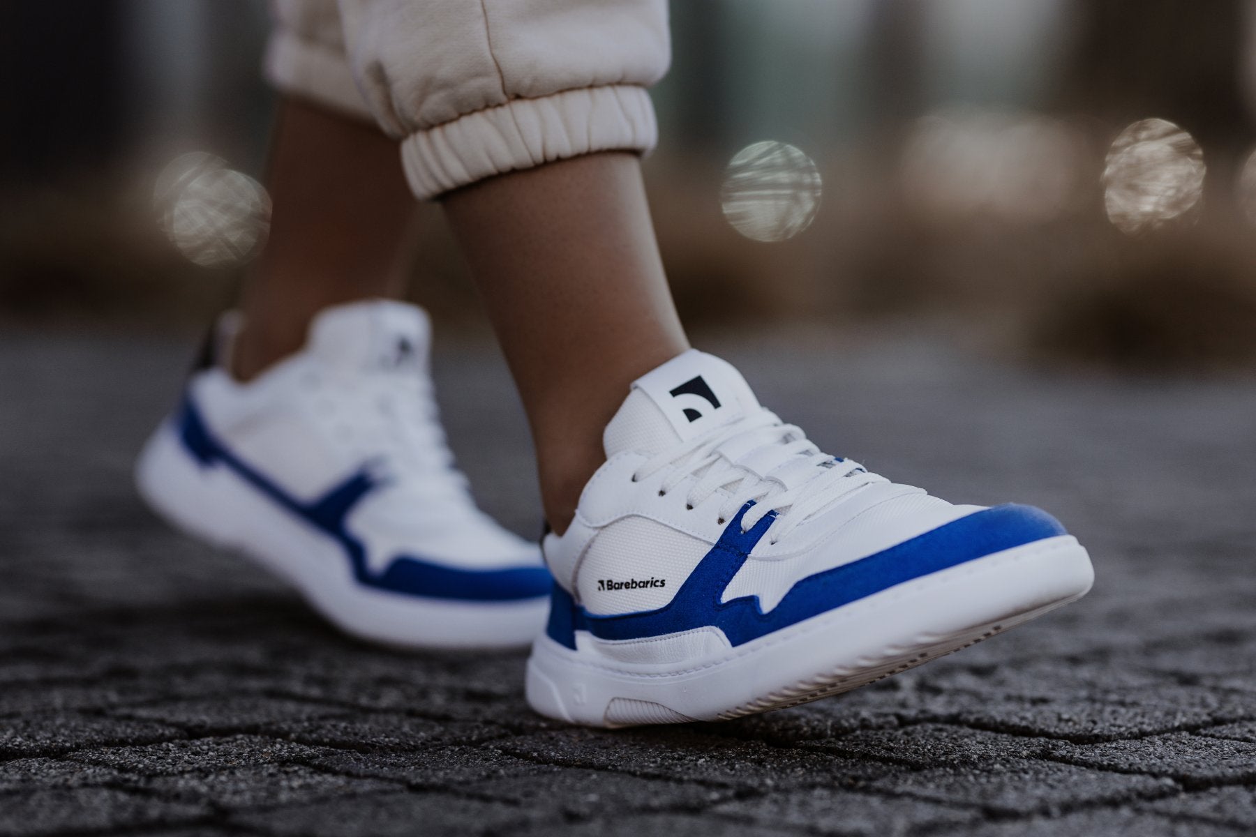 Barebarics Zing White &amp; Blue